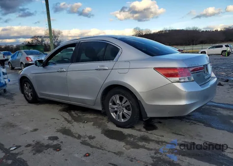 2011 Honda Accord Se z USA, uszkodzony, nr VIN 1HGCP2F6XBA041038